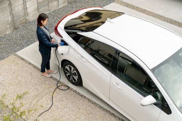 How to Determine the Ideal Location for Your Home EV Charging Station